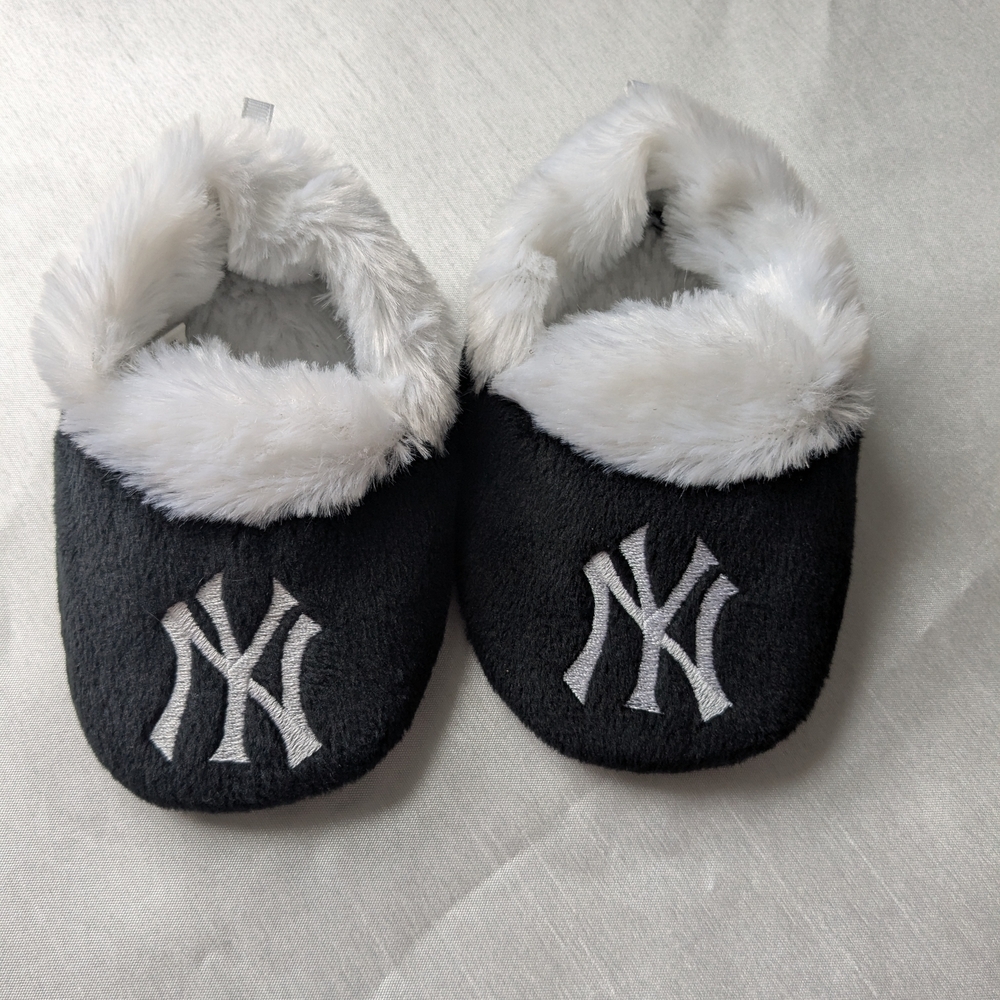 New York Yankees Baby Slippers